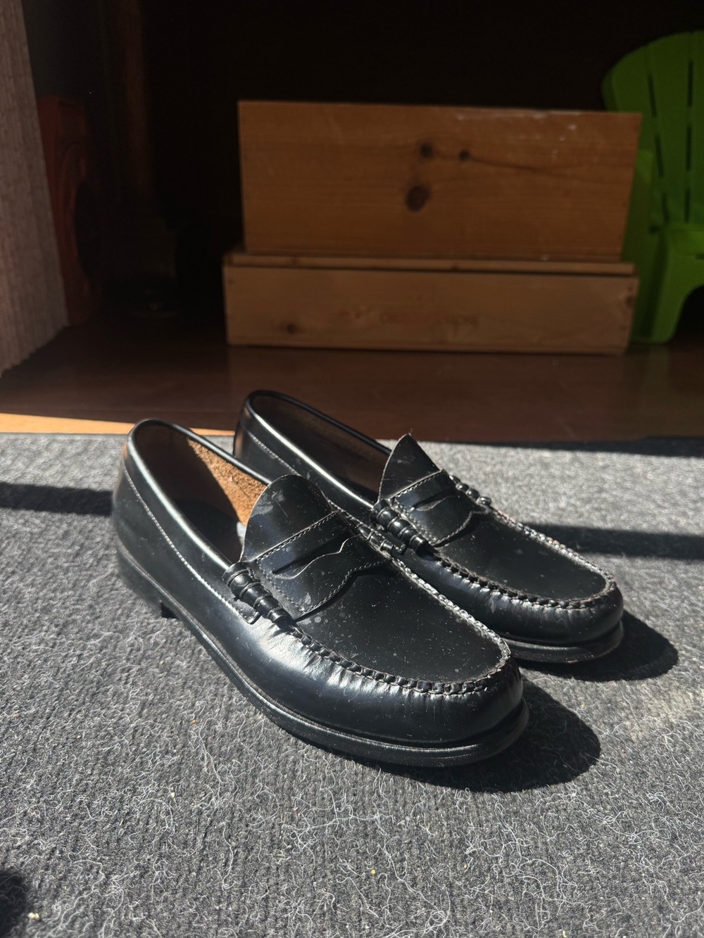 Bass Weejun’s Black Penny Loafers - Leather Dress Casual